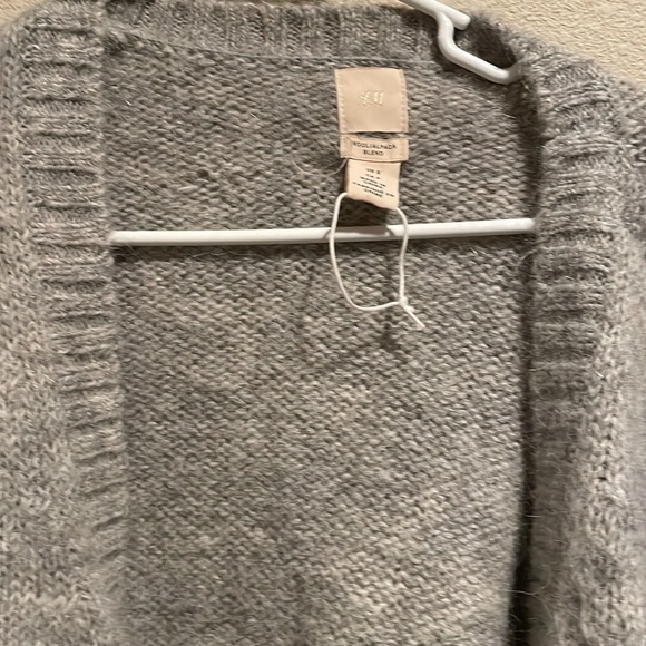 H&M wool/alpaca blend sweater - Picture 3 of 4